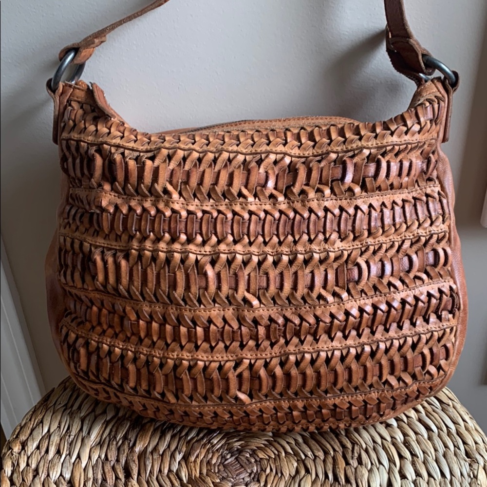 VILENCA HOLLAND Woven Tan Leather Shoulder Bag
